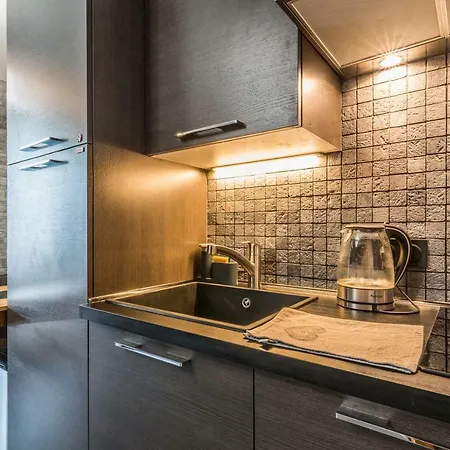 Апартаменты Studio Centre With Mont-blanc View